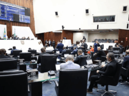 Projeto que amplia programa de colégios cívicos-militares é aprovado