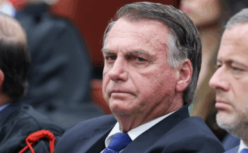 Bolsonaro é preso preventivamente em Brasília