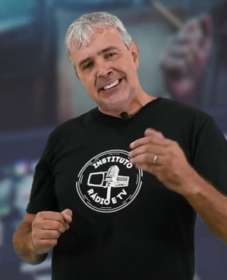 Morre Zanderlei Justus, radialista e apresentador no Paraná