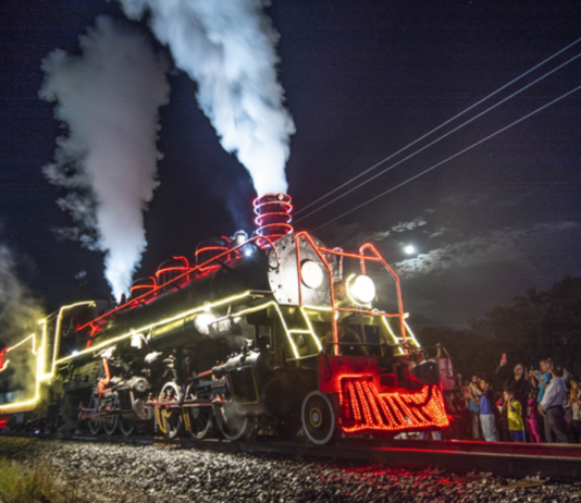 Maria Fumaça do Natal começa a circular em Curitiba neste fim de semana