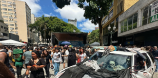 Zombie Walk: Fantasias, cosplays e muito rock invadem o Centro de Curitiba neste domingo (15)
