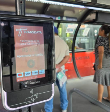 Ônibus metropolitanos passam a aceitar cartões de débito e crédito a partir de segunda