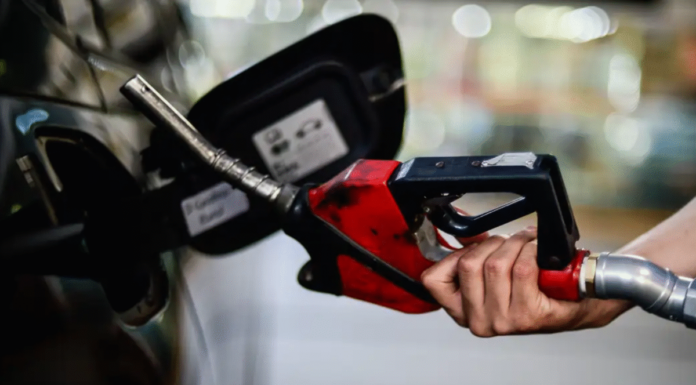 Distribuidoras de combustível alertam governo sobre chance de desabastecimento