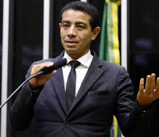 Quem é o Pastor Gil, deputado da Assembleia de Deus do Maranhão condenado por corrupção