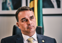 Flávio propõe redução da maioridade e castração química para estupradores