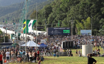 Ponte de Guaratuba reúnem 17 mil pessoas para festividade.