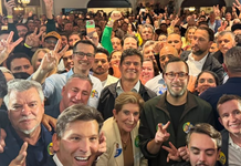 Evento reúne Moro, Deltan e Filipe Barros em apoio a Flávio Bolsonaro